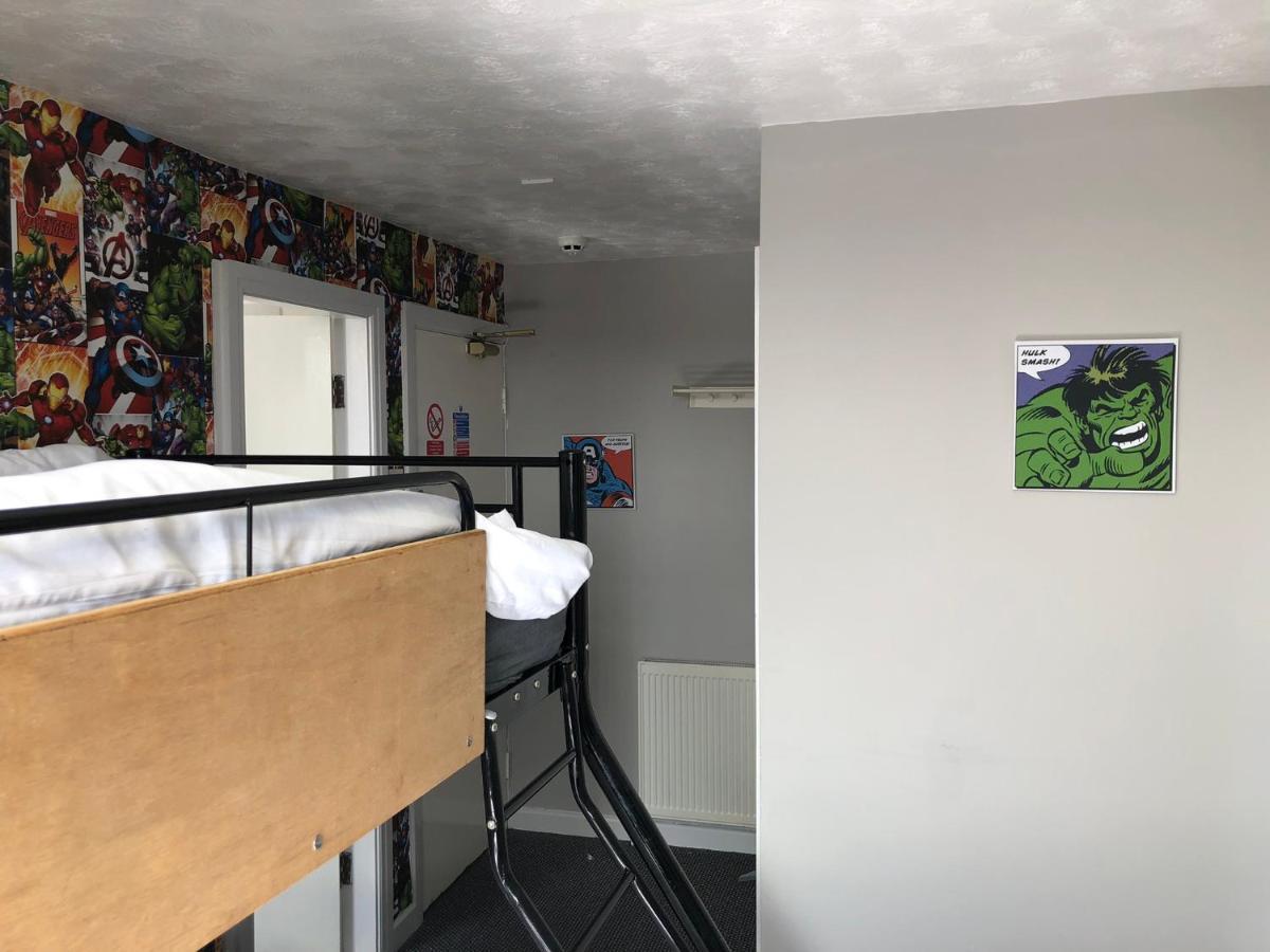Ultimate Family Guest House Blackpool Esterno foto